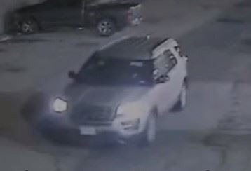 Vehicle 2023-2843 Beige Ford Explorer